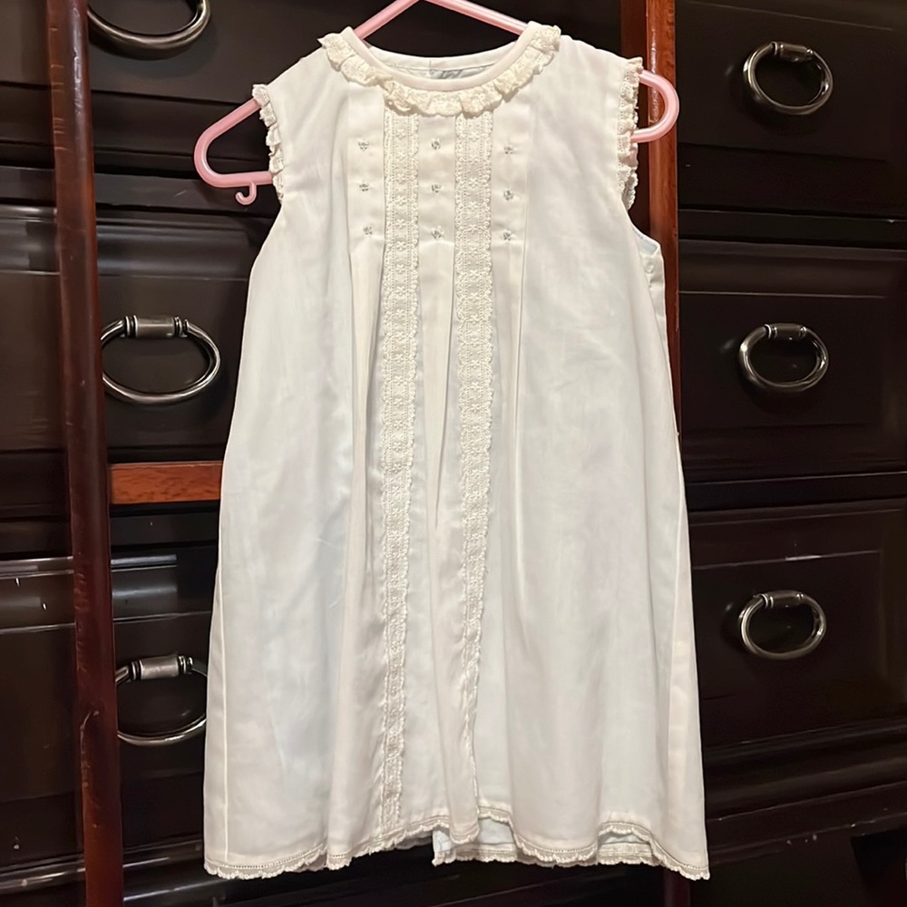 Luli & Me Baby Blue dress with Bonnet and pretty detail.